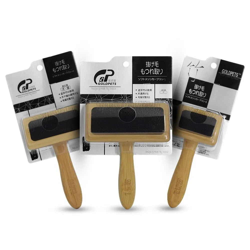 Bamboo and wood pet slicker brush with stainless steel pins for grooming long-haired cats and dogs