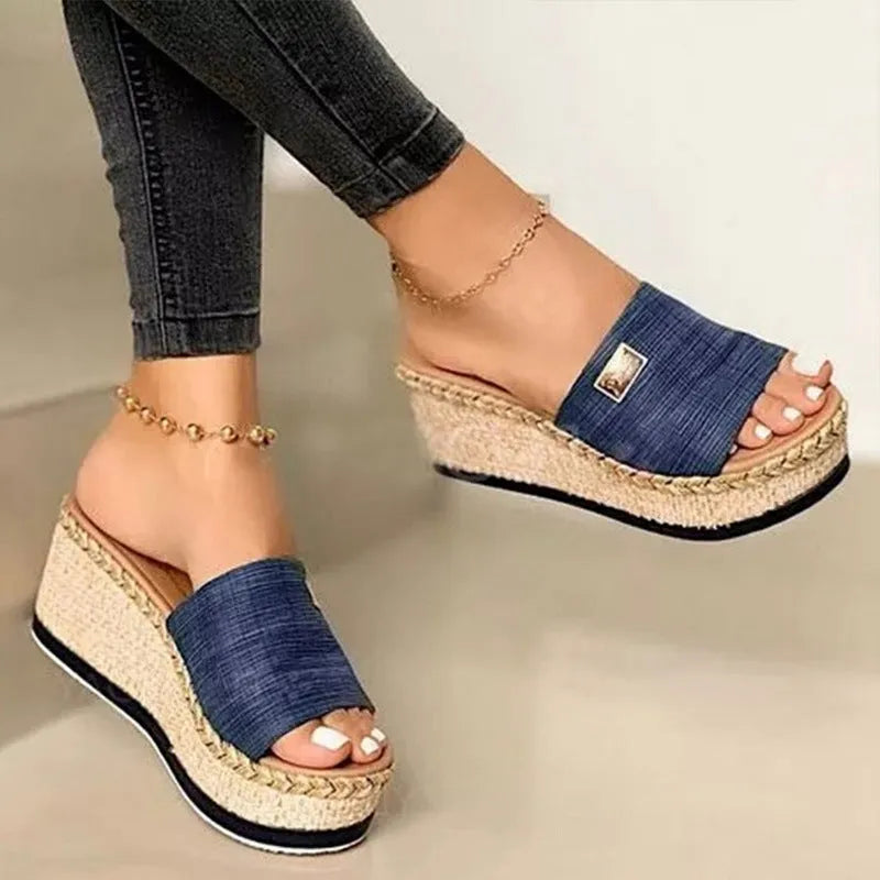 Women's wedge heel platform sandals with cloth upper and metal detail, plain style, front view