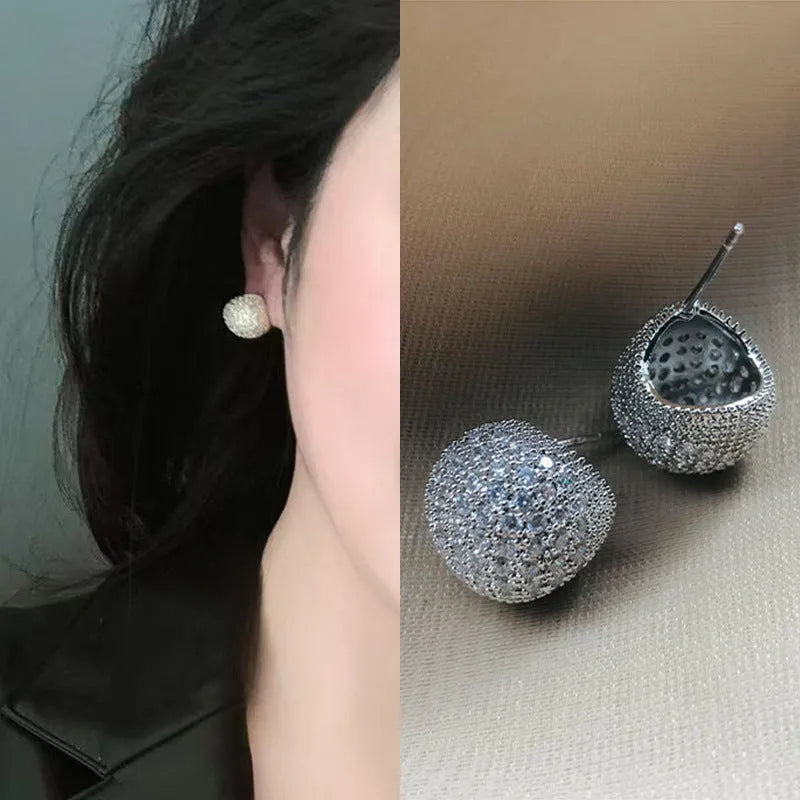 Gold and white little golden beans earrings with full diamond setting and drop-shaped geometric design