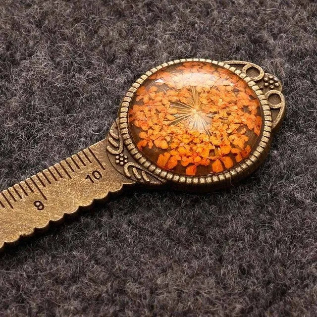Handmade dried flower gypsophila ruler bookmark measuring 12cm with botanical designs