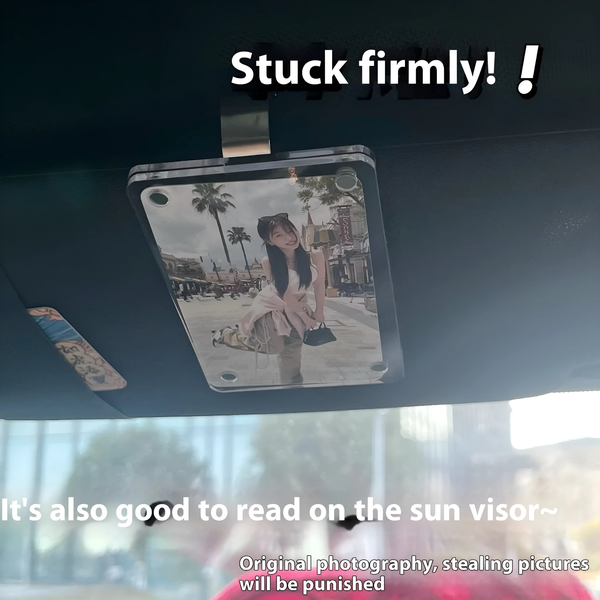 Acrylic magnetic photo frame 6x9cm with clip-round design on metal surface