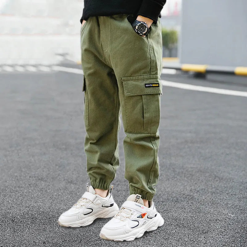 Boys' cotton summer trousers in army green, available in sizes 110cm to 170cm with closed-crotch design