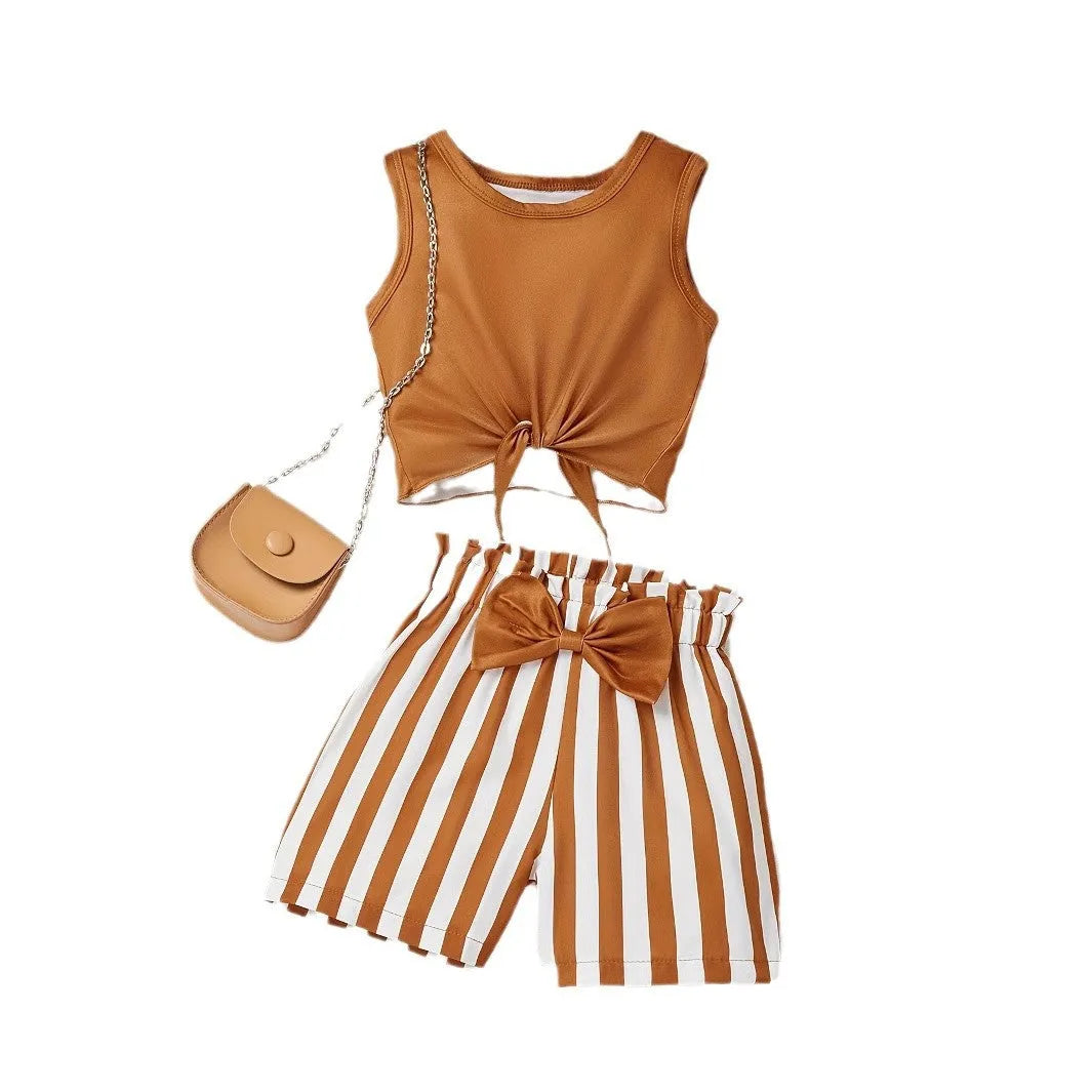 Light brown round neck vest and shorts casual suit for children made from polyester fibre, pullover style