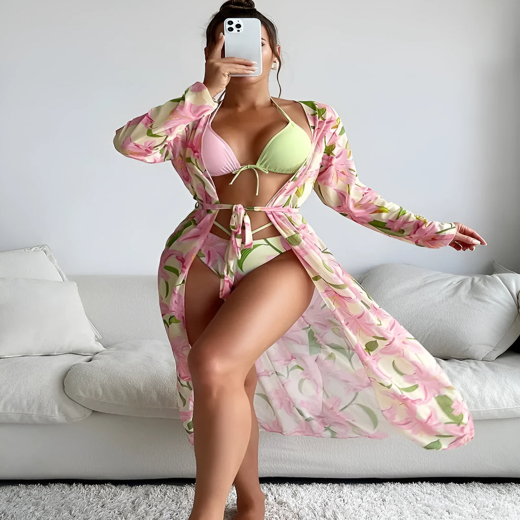 Printed bikini swimsuit for women, shown in the style of picture one, for swimming and wading.