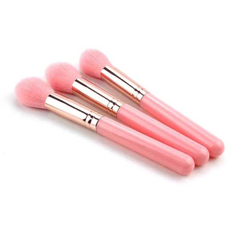Pink blush brush with corrugated silk nylon bristles and plastic handle 15cm total length