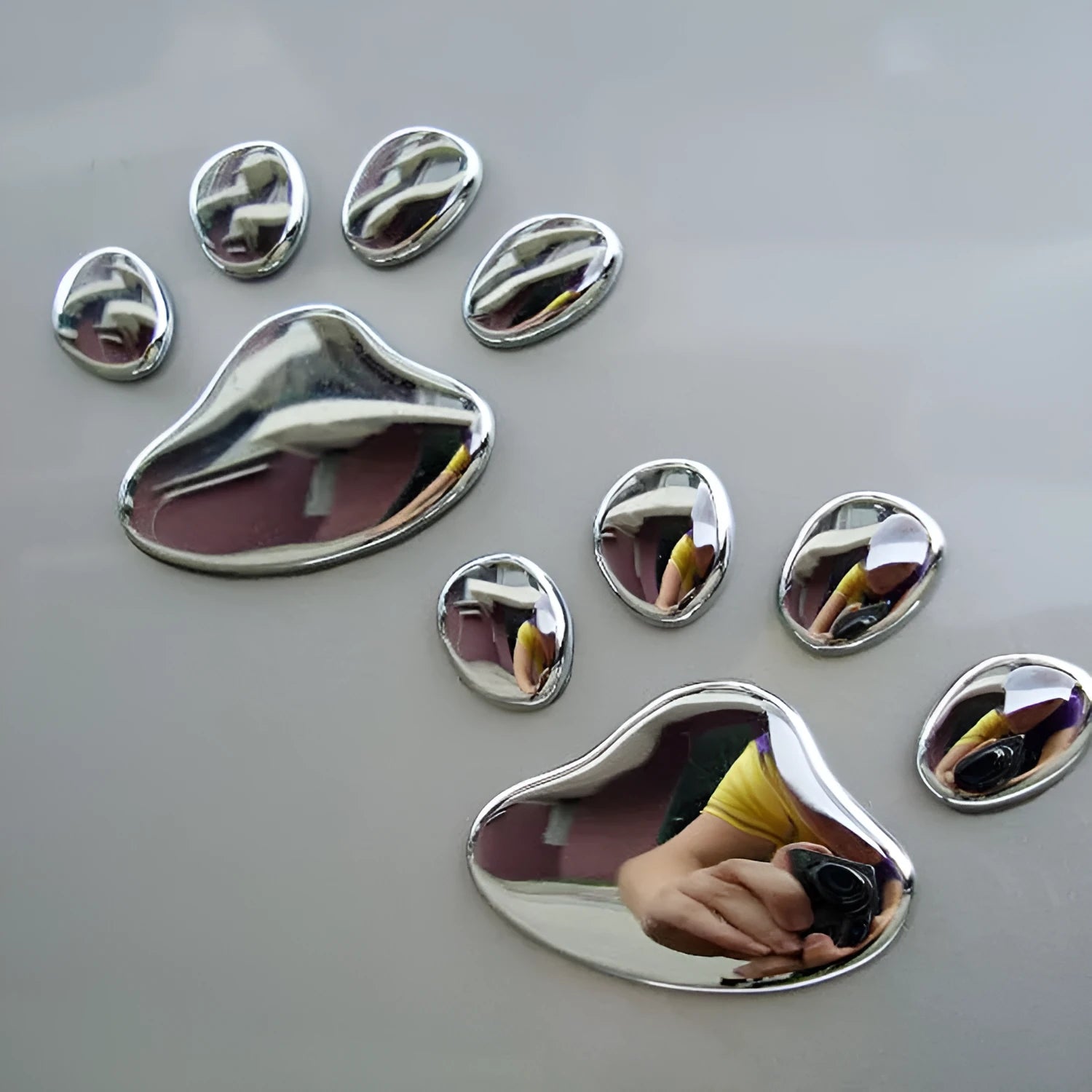 7cm PVC car bumper sticker with footprints pattern and hand-shaped brush design