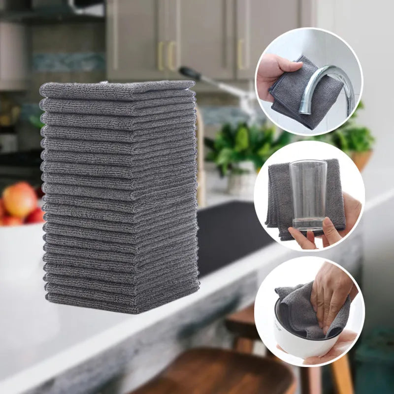 Grey microfiber kitchen cleaning cloth measuring 25x25cm for oilproof decontamination