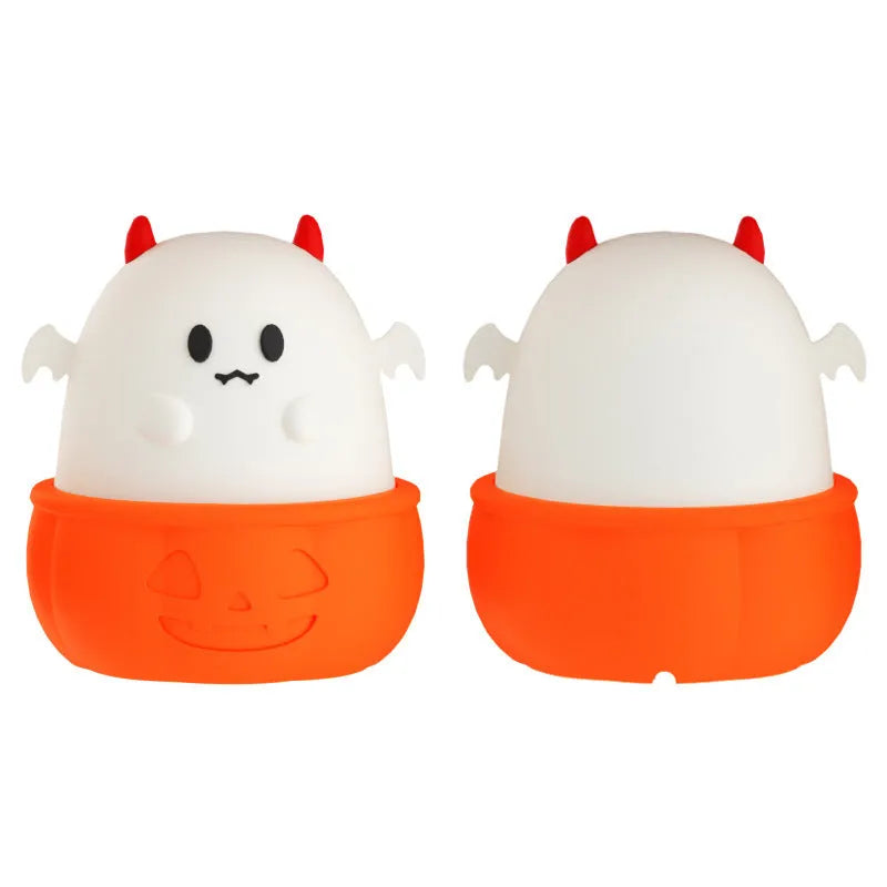 Small USB-charged silicone night lamp with warm light, 87.8x72mm, children's bedroom design