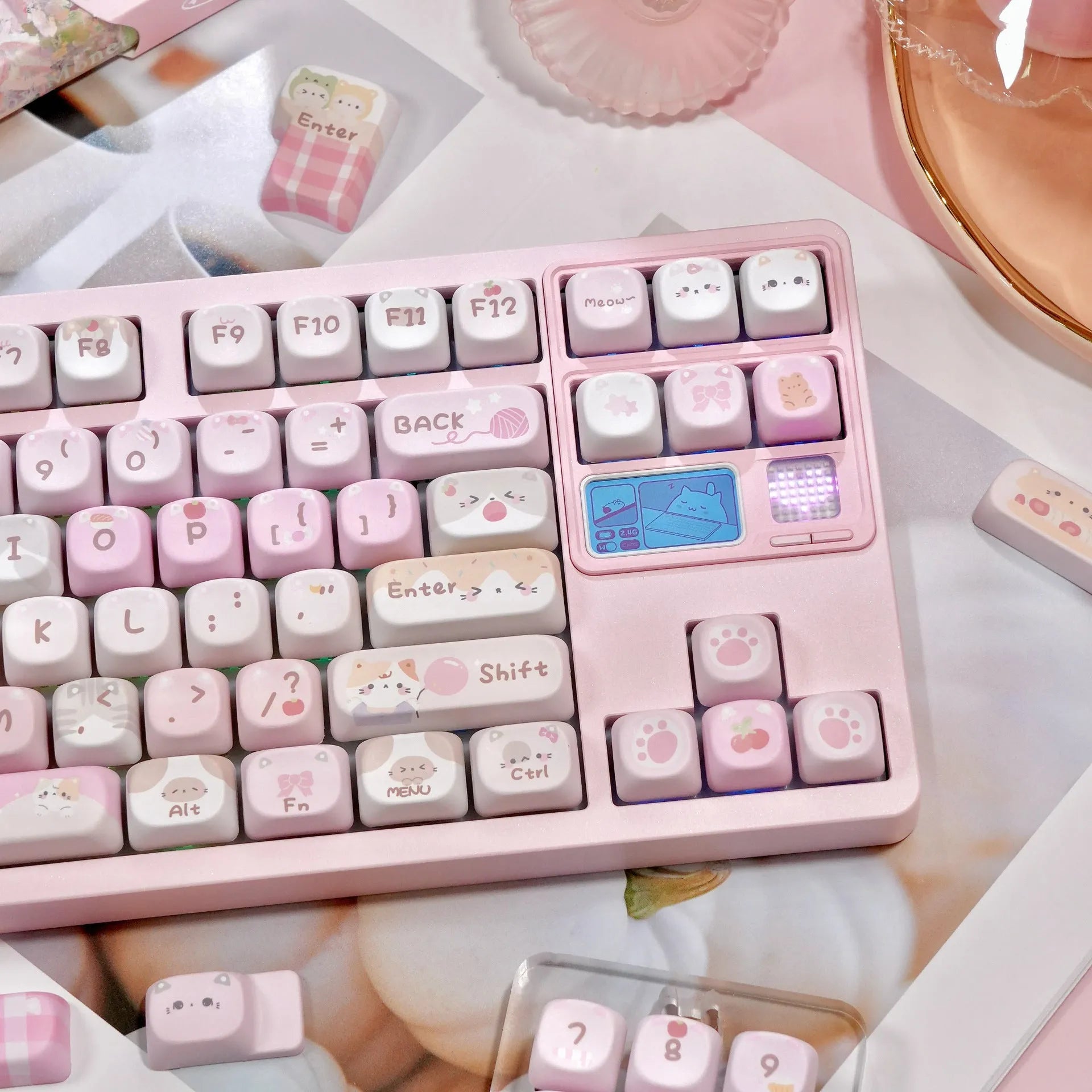 MOA pink cartoon sublimation keycap set for mechanical keyboards.