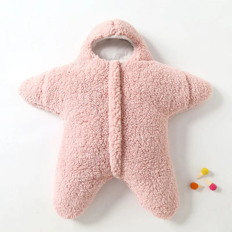 Starfish lamb velvet baby sleeping bag with hood and front zipper for a newborn.