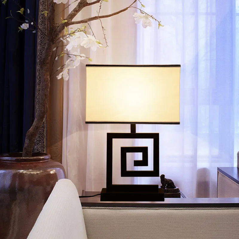 Retro style living room decorative table lamp with fabric lampshade and iron frame, 32cm x 20cm x 48cm, with remote control