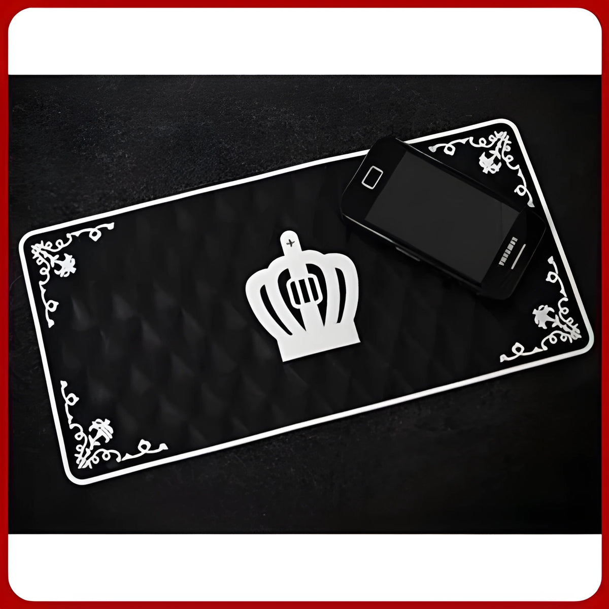 Car anti-skid pad 30cm x 15cm PVC dashboard mat in An crown and Crowe heart designs