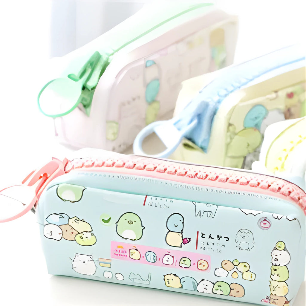 Corner animal pencil case in leather with cartoon design, compact 9.5cm x 7cm stationery holder.