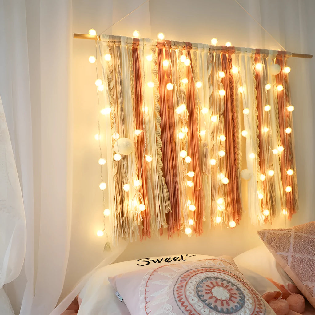 Battery-operated Christmas curtain garland string light with transparent wire, plastic stars and fur balls for window decoration