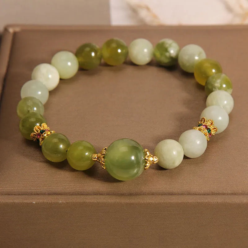 Xiuyan jade green women's bracelet with original design in Mori style