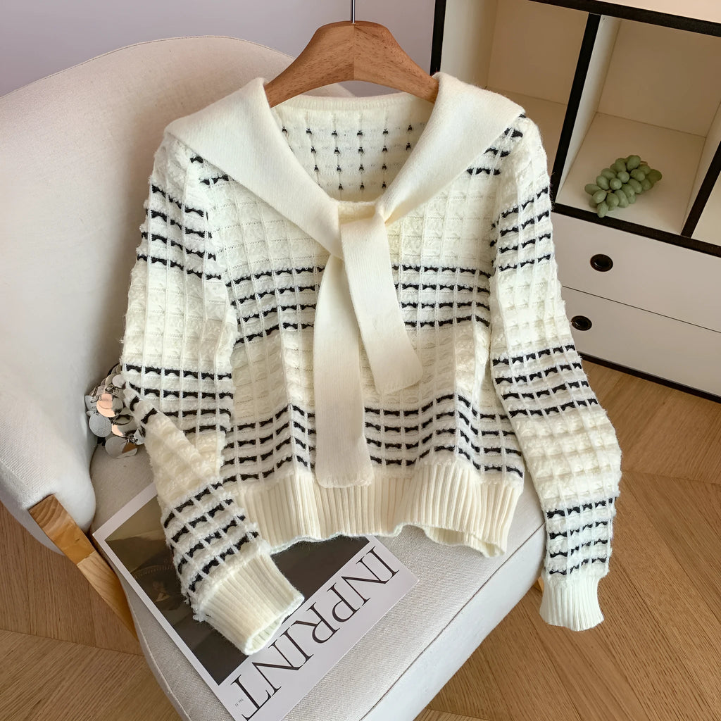 Women's thickened slimming loose sweater with princess sleeves and wave detail in picture colour