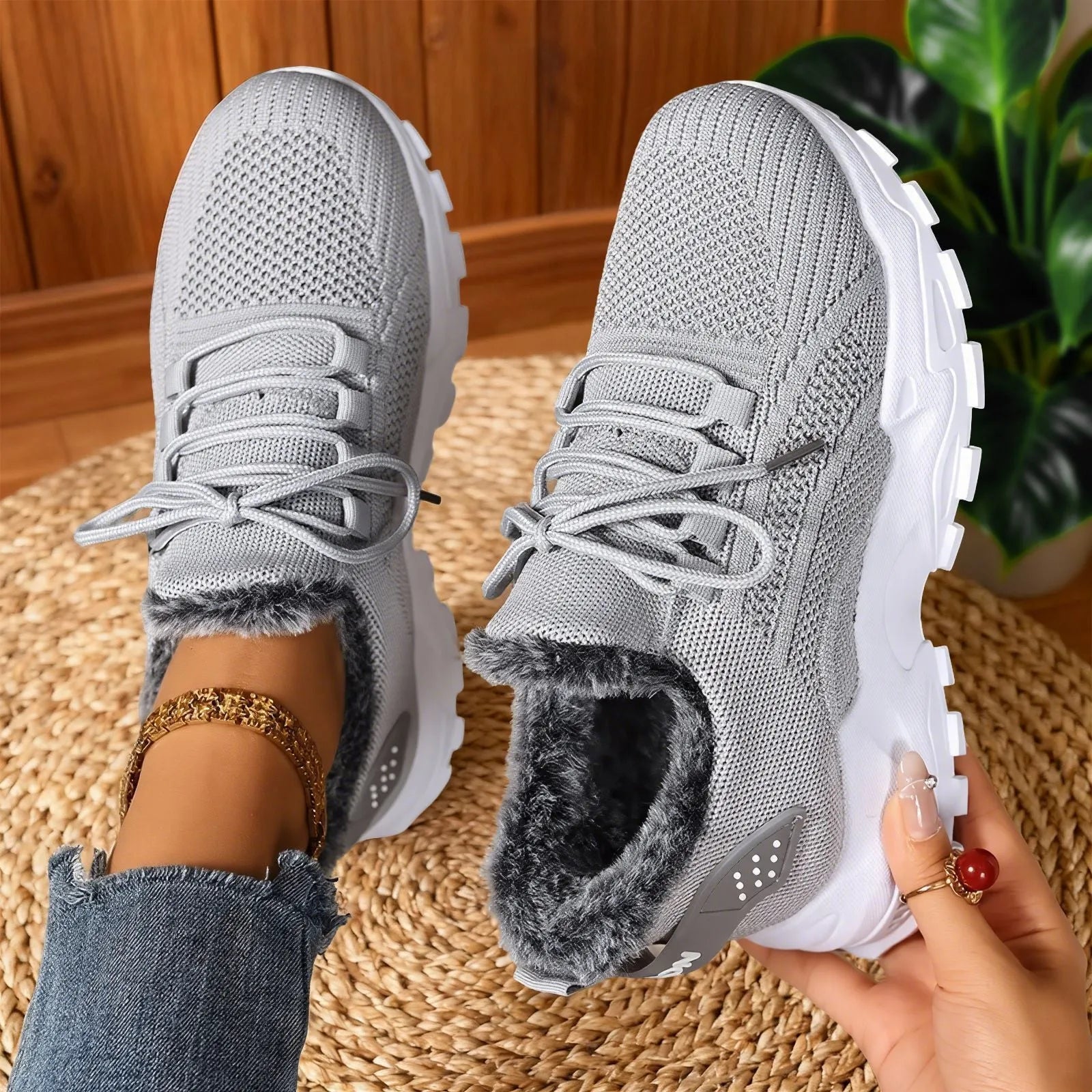 Lightweight lace-up Flyknit sneakers with shallow mouth in beige, low top and flat heel
