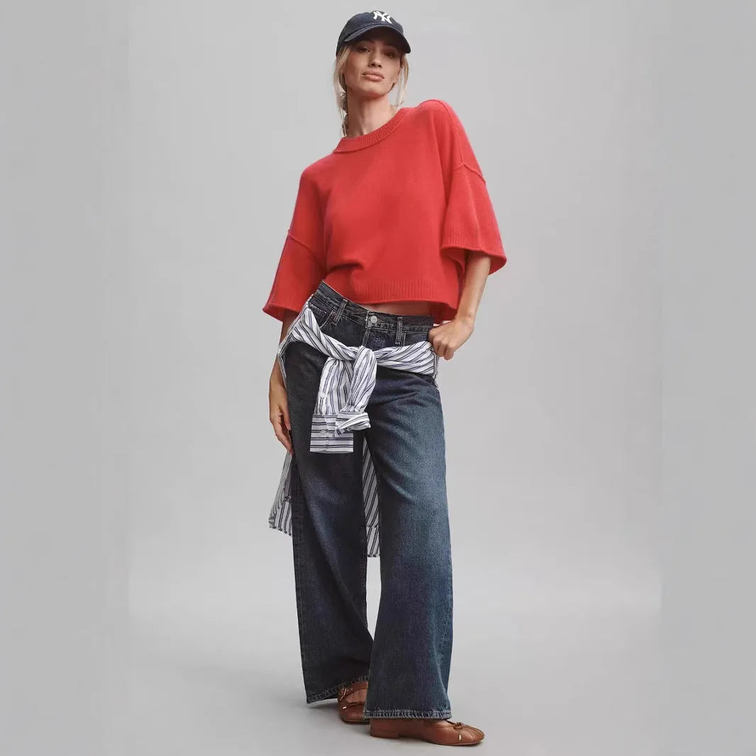 Red viscose short t-shirt with exposed navel detail on a mannequin, showing regular sleeves and pullover style.