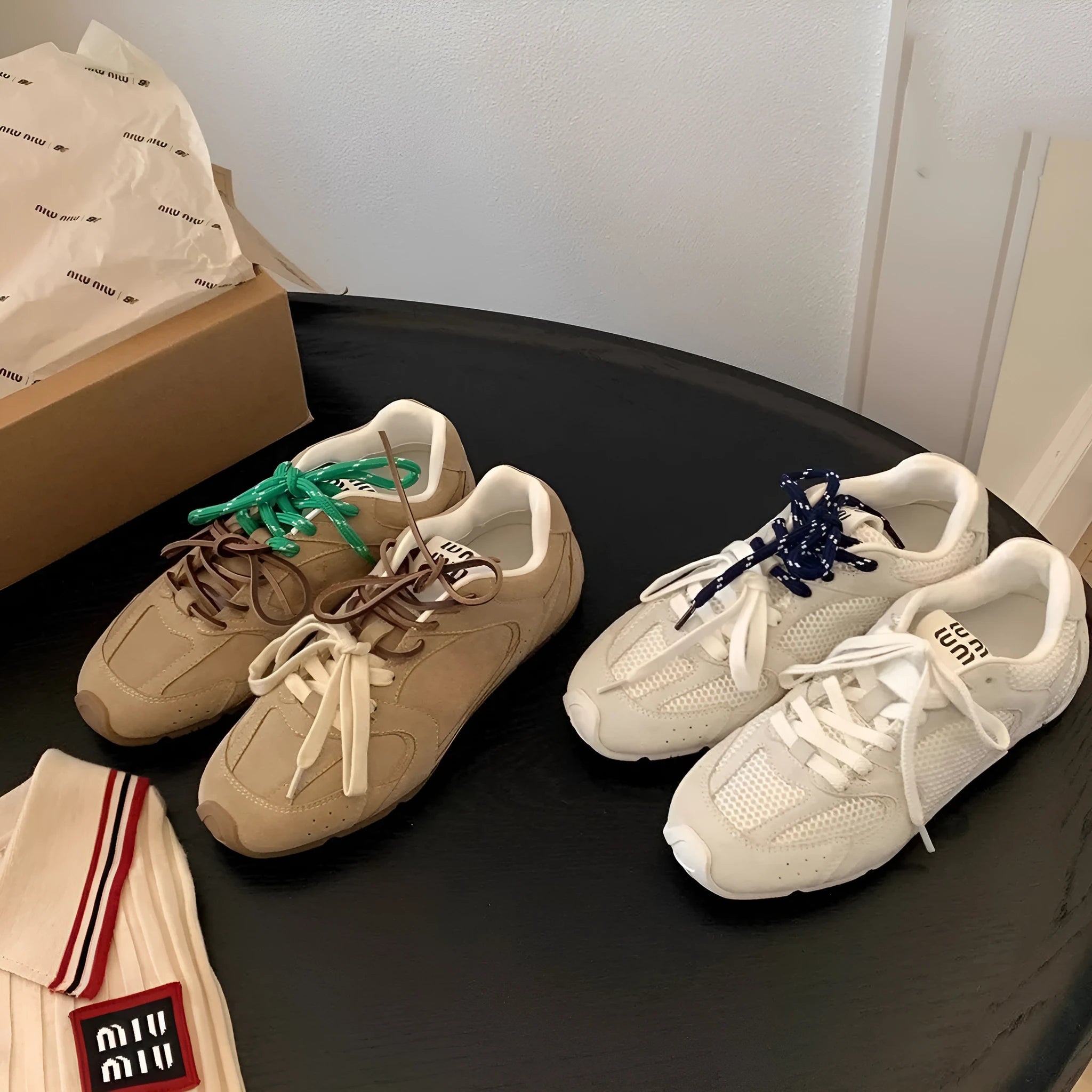 Women's retro German training casual shoes in milky white with flat heel and lace-up design
