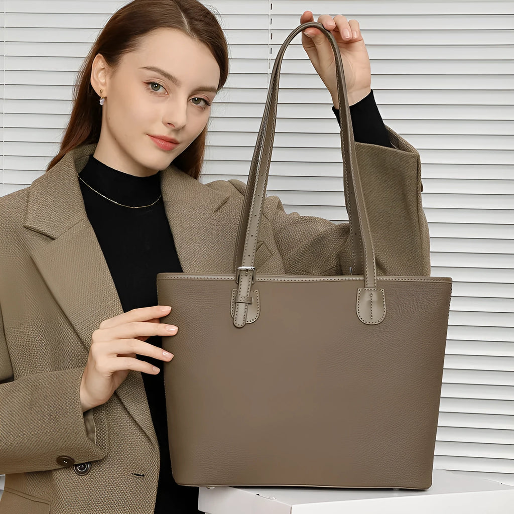 Genuine leather women's tote bag in retro style with organisational compartments