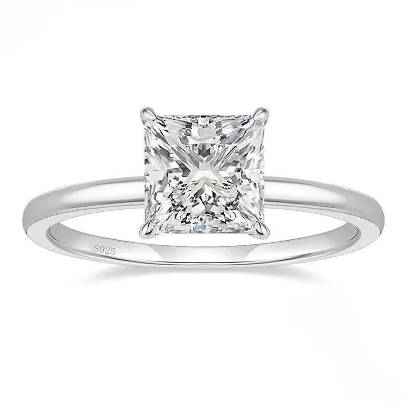 Simple geometric women's ring in 925 sterling silver, available in gold, rose gold, and silver tones.