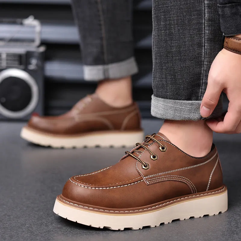 Men's black retro Martin low-top casual boots with round toe and rubber sole