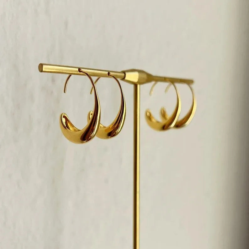 Gold and silver retro snake design women's alloy earrings for fashion office wear