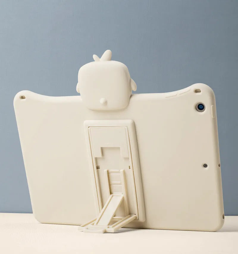Silicone iPad cover for children with cartoon Backpack Chicken design and frame-type edge protection
