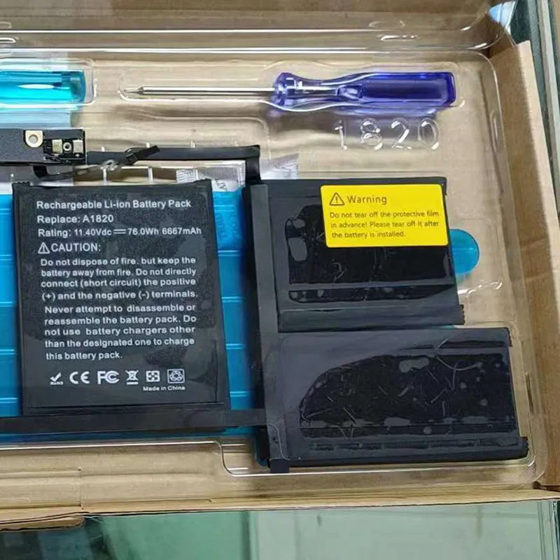 Black non-original replacement laptop battery for A1707 and A1820 models, 6667mAh capacity, 6 cells