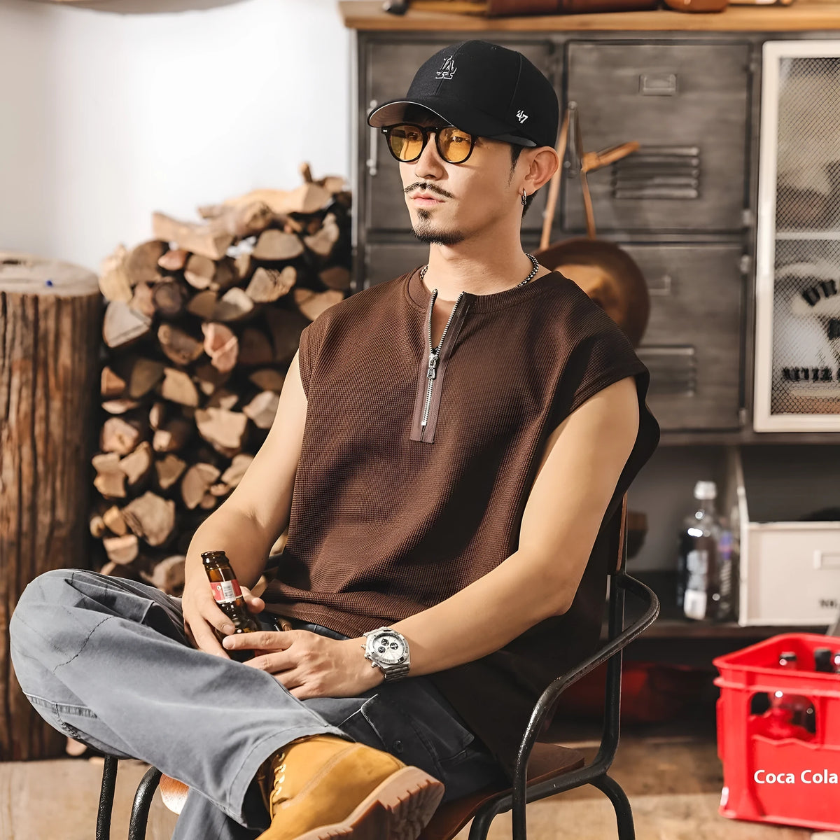 Men's loose waffle texture sports vest with zipper front, sleeveless polyester summer top in black, brown, light gray or white