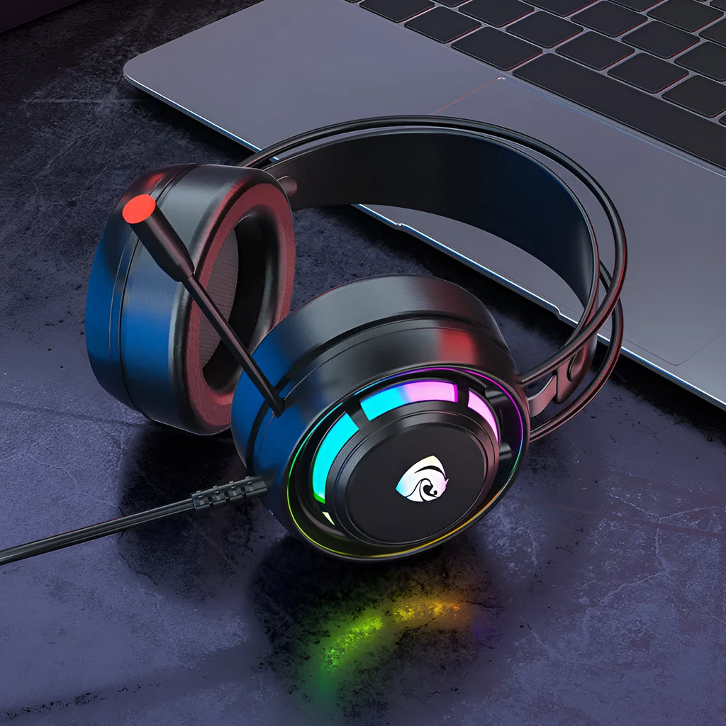 Black wired over-ear computer gaming headset with microphone showing 3.5mm and USB plug options
