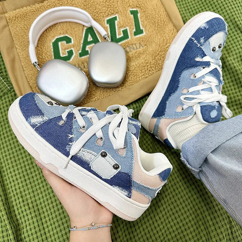 Low-top canvas bread shoes in Denim Blue Pink with PU sole, mesh lining, and front lace-up