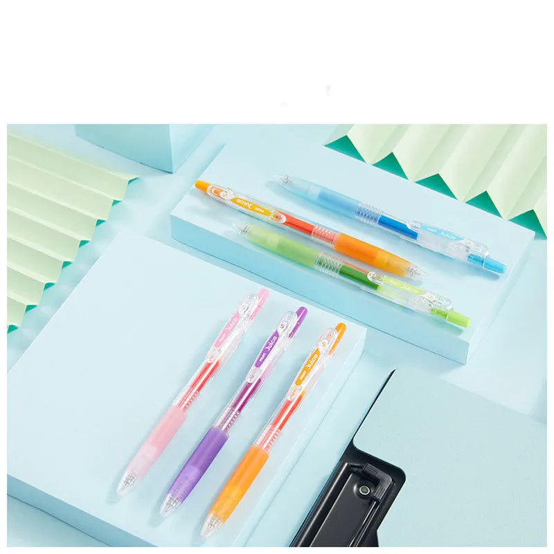 Direct Juice Baiguole 0.5mm gel pen showing metallic gold and silver colour options