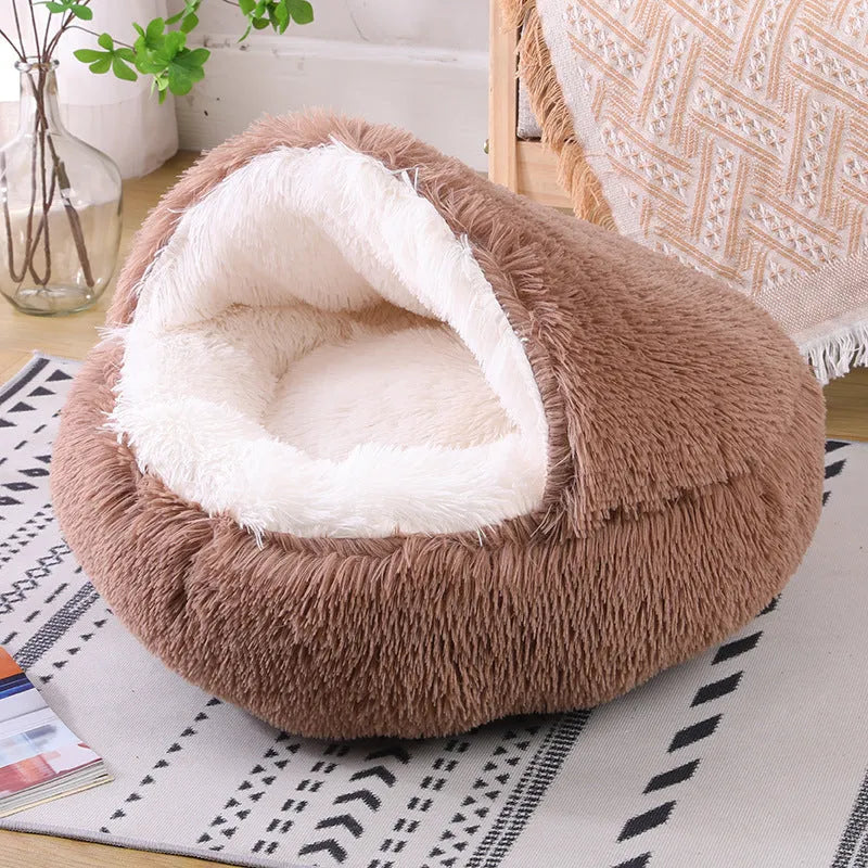 Waterproof cloth dog kennel with semi-surrounded design and removable floor mat in gradient colour