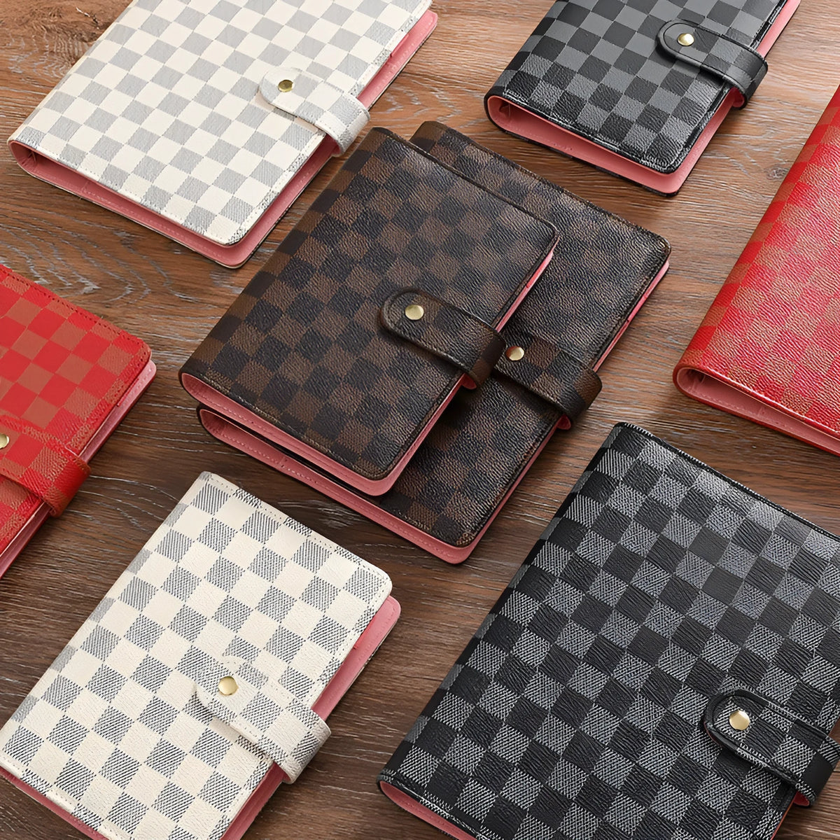 Loose-leaf notebook with imitation leather cover in red, black, white or brown, available in A5, A6 and A7 sizes