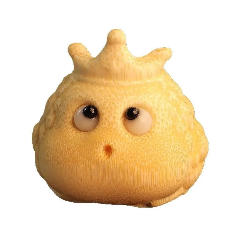 Solid bamboo Crown Princess Toad carving ornament with traditional Chinese design