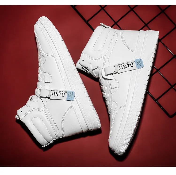 Korean version Tide men's white short boots with artificial PU upper on display