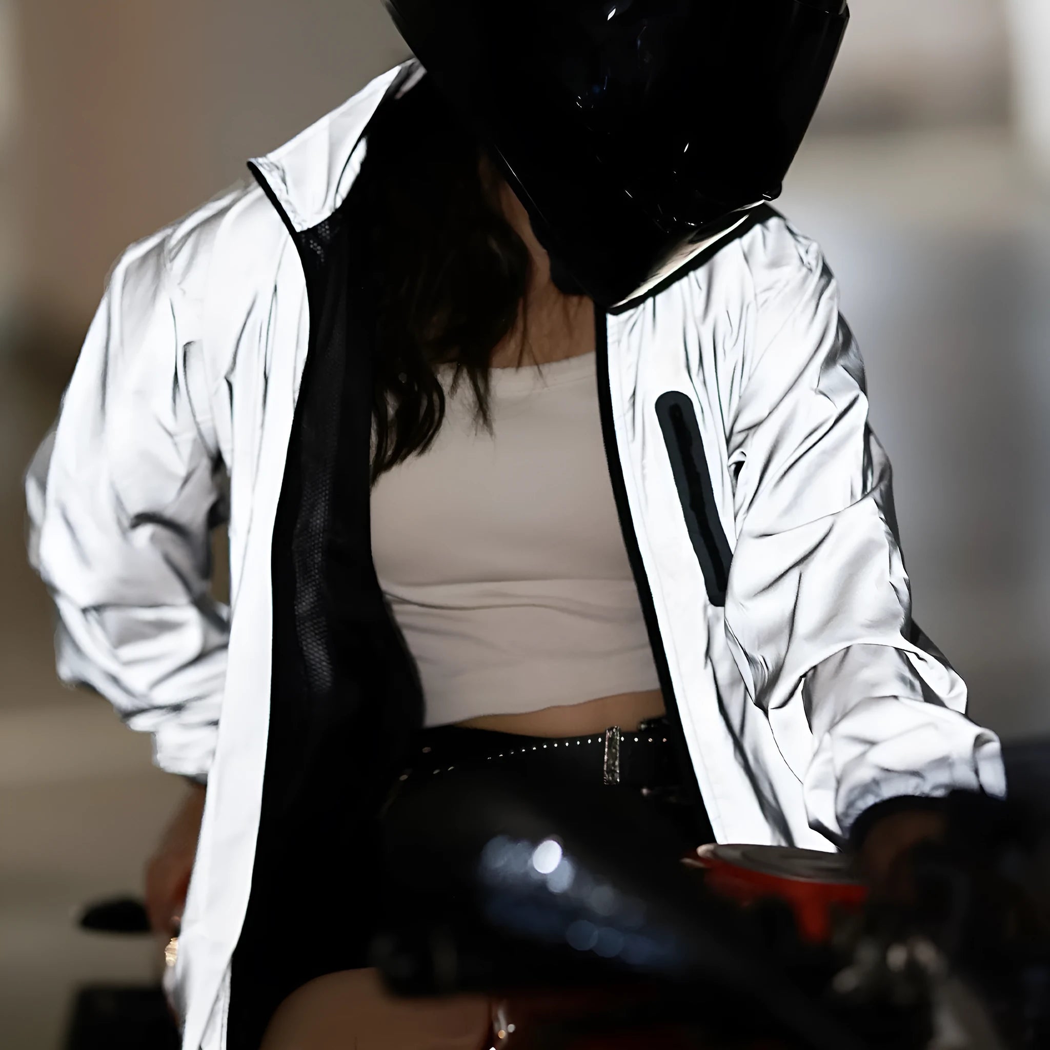 Silver waterproof polyester long sleeved top with European sizing from S to 3XL