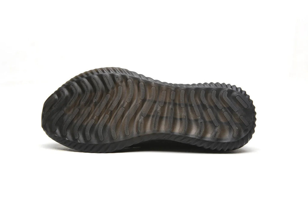 Men's low-top safety work shoes with a steel toe cap, available in black, grey, and dark green colours.