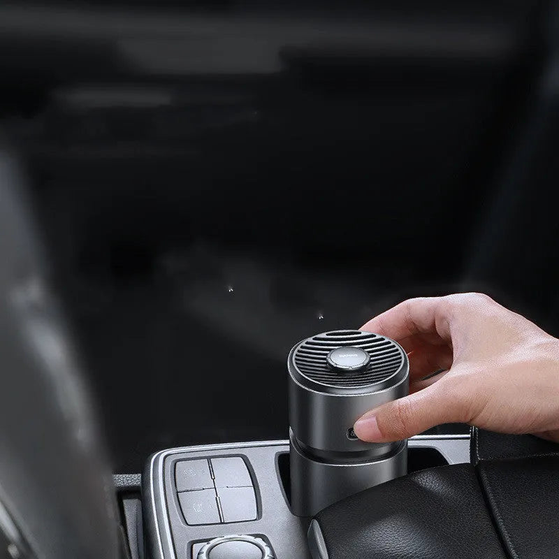 Car cup holder aromatherapy fan diffuser in aluminium alloy, black or silver, with two balms