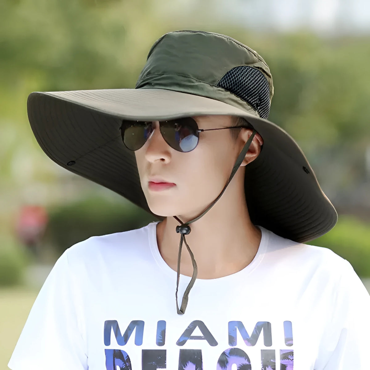 Adjustable polyester fishing and climbing cap with 11cm depth and 15cm brim in army green