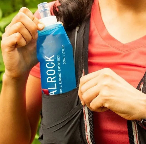 Plastic portable straw with suction tube for mountain climbing and biking.