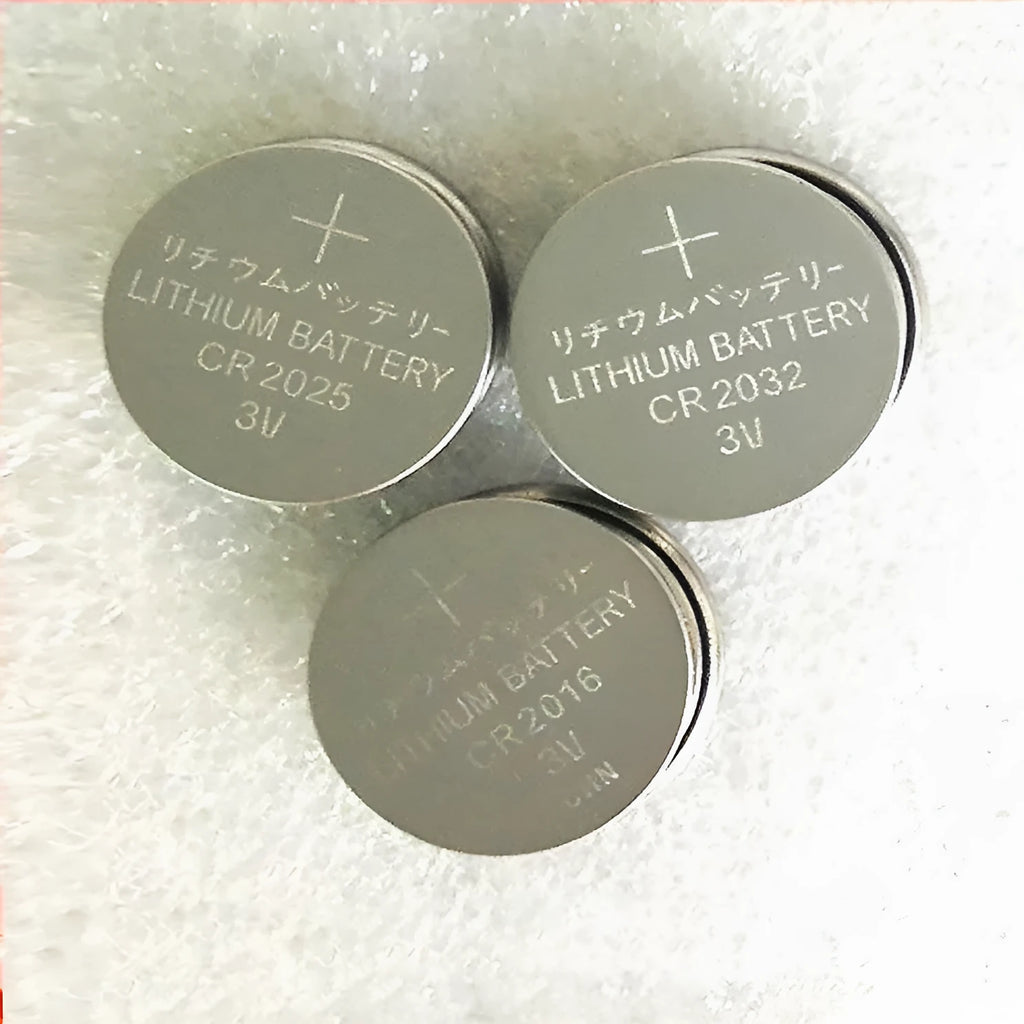 Three 3V button batteries: CR2016, CR2025, and CR2032 models showing size comparison.
