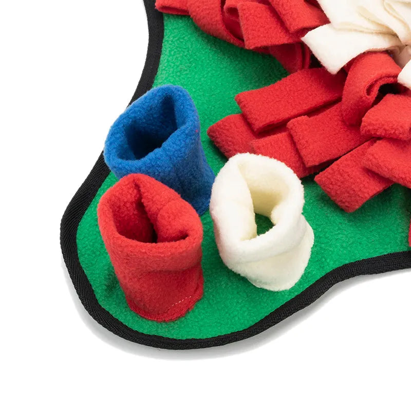 Fleece snuffle mat 45 cm for dogs with treat-dispensing folds
