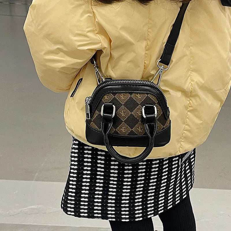 Fashion colour contrast mini crossbody coin purse for girls, PU leather, available in bear brown and beige letters