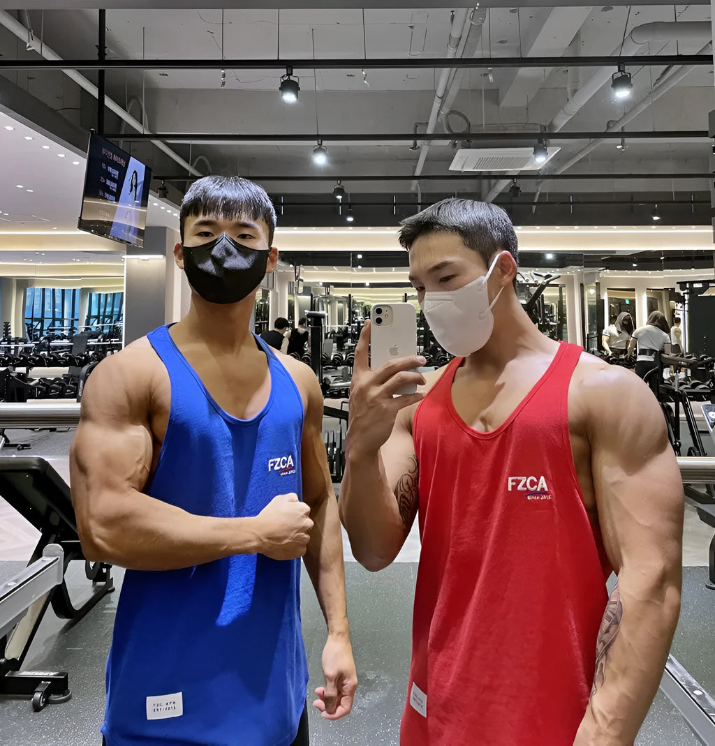 Men's cotton fitness vest for summer running and training in white, red, black, blue, or light green.