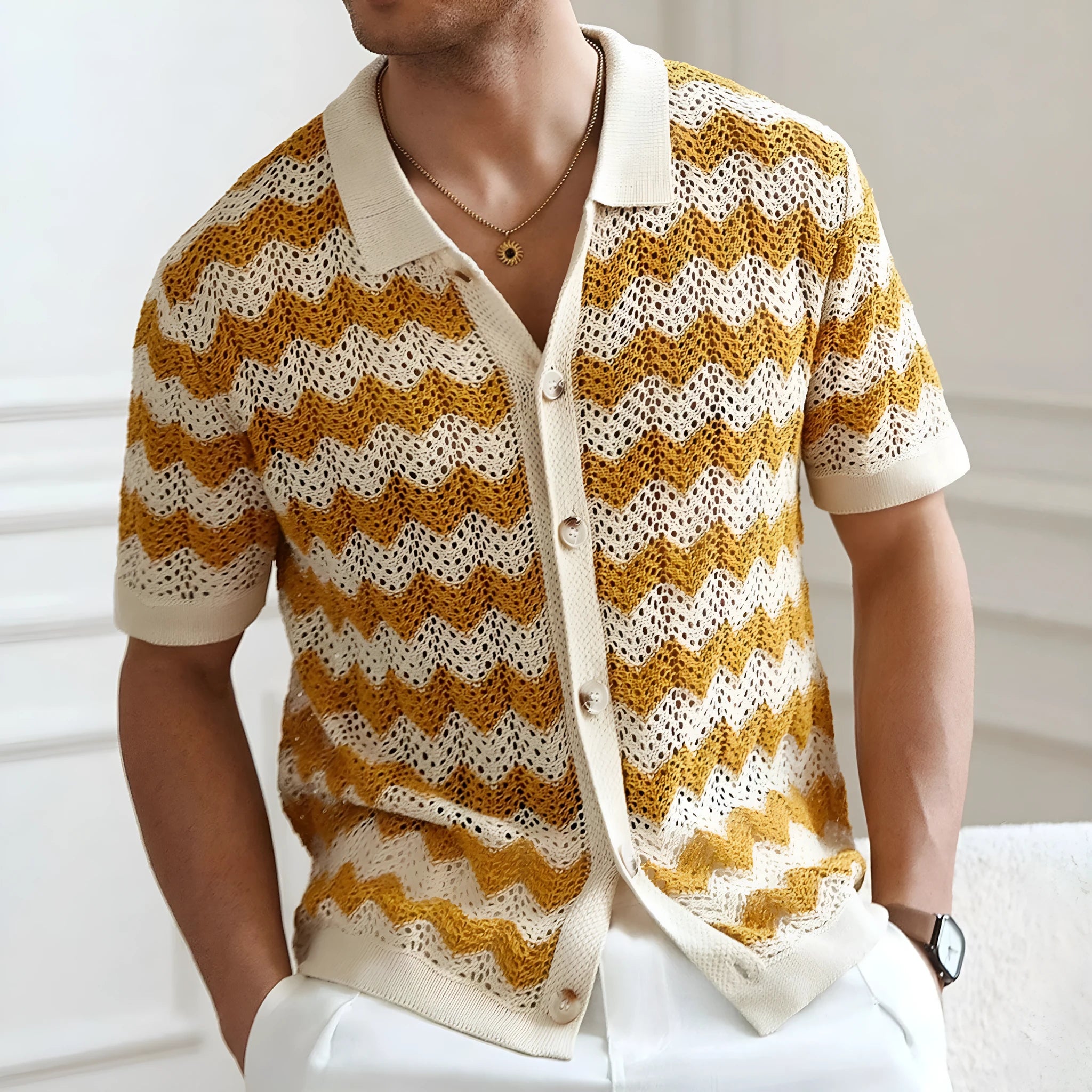 Blue American-style corrugated short-sleeved sweater with jacquard texture on a hanger.