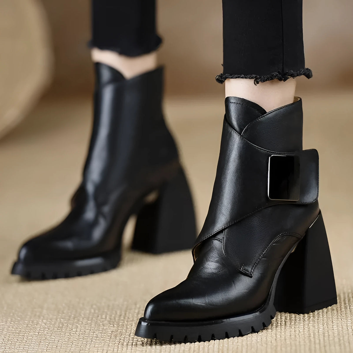 Retro soft sole chunky heel ankle boots for women with velvet lining and Velcro fastening