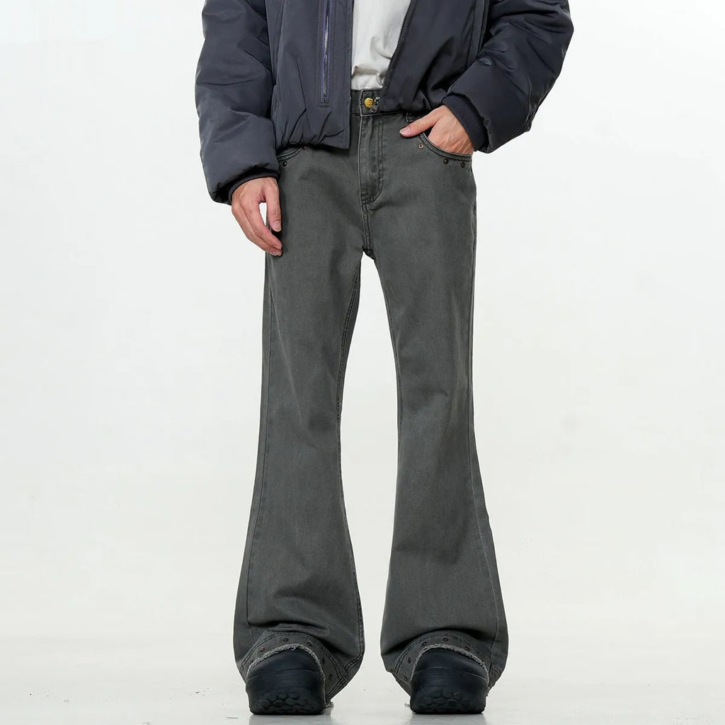 American retro straight-leg cotton jeans in black or gray green with mid-waist fit and horn leg opening