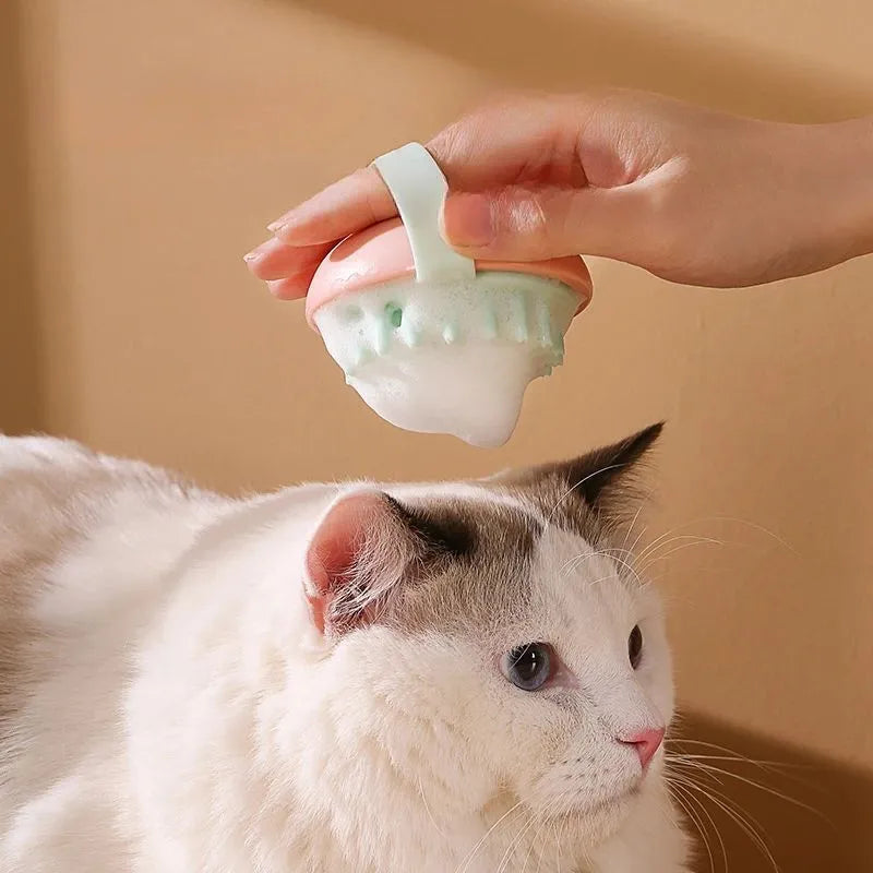 Silicone pet grooming brush with 15cm flexible head for wet and dry use on cats and dogs